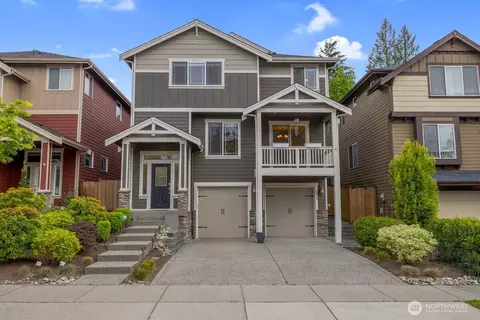 20704 2nd Ave W, Lynnwood, WA 98036
