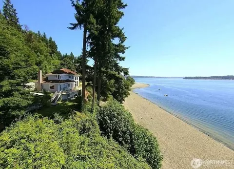 216 Point Fosdick, Gig Harbor, WA 98335