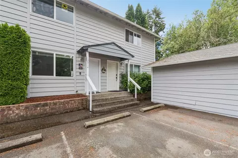 12314 121st St E, Puyallup, WA 98374