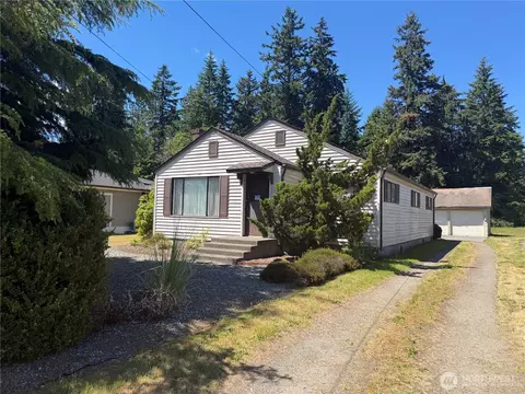 11223 Rhody Dr, Port Hadlock, WA 98339