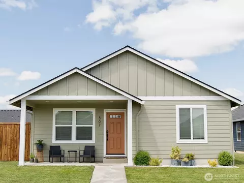 507 Powell Ave, Winlock, WA 98596