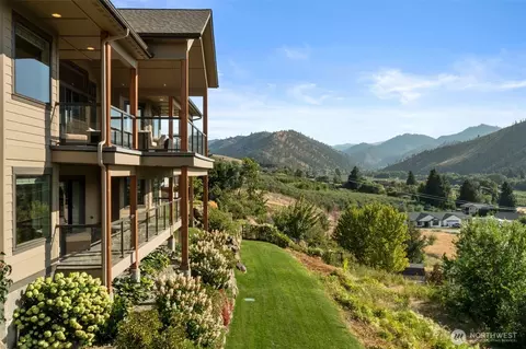 106 Mount Cashmere Pl, Cashmere, WA 98815