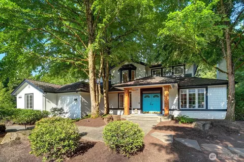 22707 NE 142nd Pl, Woodinville, WA 98077