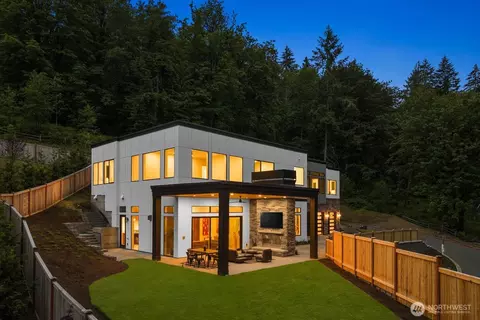 6020 175th Ct SE, Bellevue, WA 98006