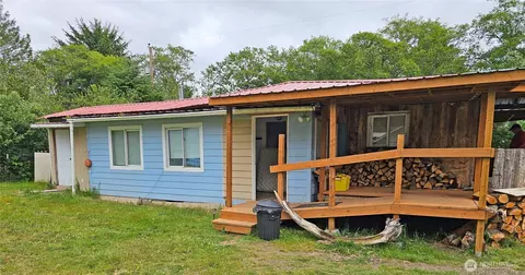 1022 Juniper St, Grayland, WA 98547