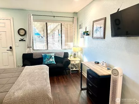 250 Tucker Ave #5, Friday Harbor, WA 98250