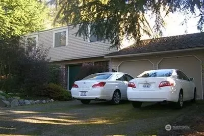 257 140th Ave NE, Bellevue, WA 98005