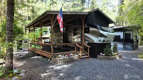 246 Schinn Canyon Ct, Deming, WA 98244