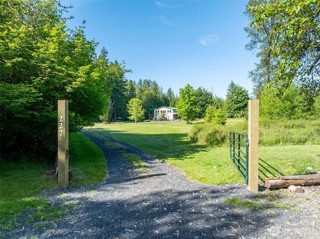 227 Cougar Ln, Toledo, WA 98591