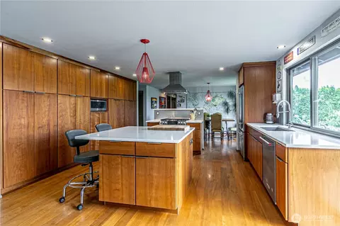 29902 2nd Pl SW, Federal Way, WA 98023