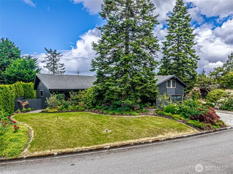 29902 2nd Pl SW, Federal Way, WA 98023