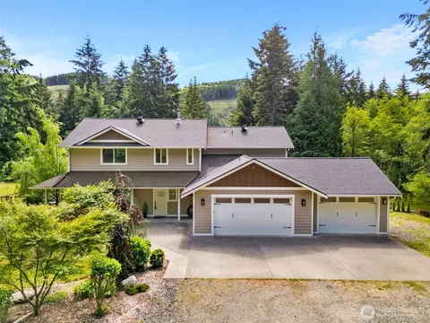 17718 Mulqueen Rd SE, Rainier, WA 98576