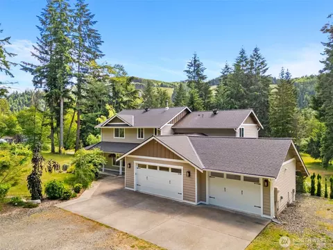17718 Mulqueen Rd SE, Rainier, WA 98576