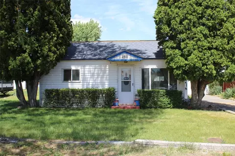 250 W May Ave, Washtucna, WA 99371