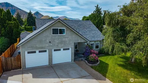 712 Lambert St, Wenatchee, WA 98801