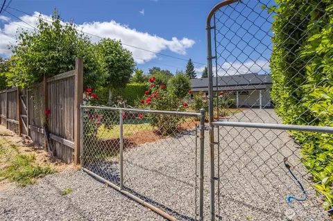Exterior - 308 29th Ave, Longview, WA 98632 photo 8 of 8