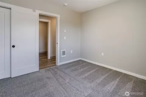 Bedroom - 308 29th Ave, Longview, WA 98632 photo 5 of 5