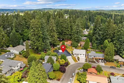View/Area - 17529 93rd Ave NE, Bothell, WA 98011 photo 3 of 3