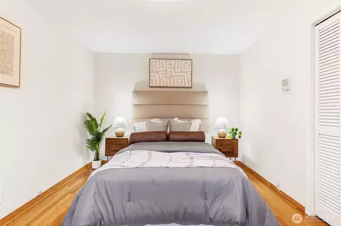 Bedroom - 17529 93rd Ave NE, Bothell, WA 98011 photo 4 of 4