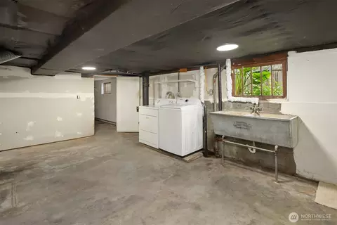 Other - 2001 Rainier Ave, Everett, WA 98201 photo 7 of 9