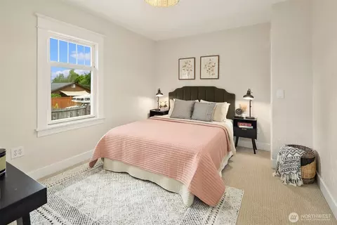 Bedroom - 2001 Rainier Ave, Everett, WA 98201 photo 1 of 2