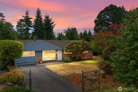 901 NE 148th St, Shoreline, WA 98155