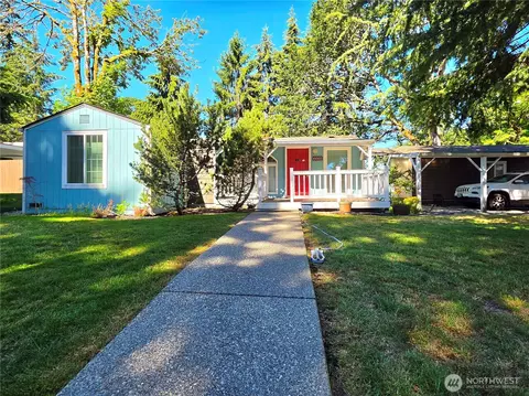 10002 Oak Ln SW, Lakewood, WA 98499