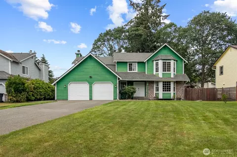 9125 Zircon Dr SW, Lakewood, WA 98498