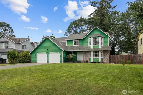 9125 Zircon Dr SW, Lakewood, WA 98498