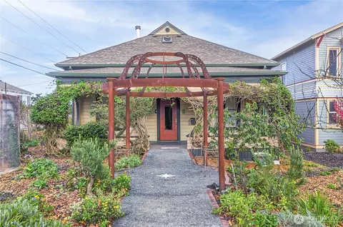 538 Adams St, Port Townsend, WA 98368