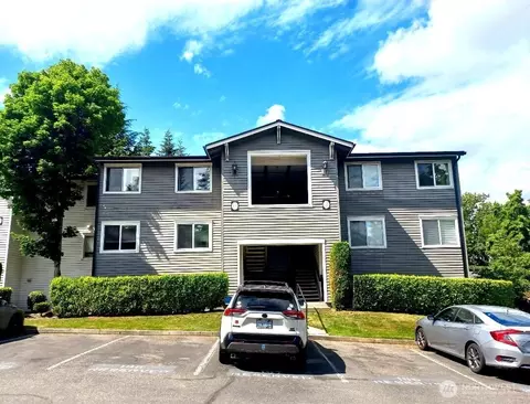 15415 35th Ave W #E205, Lynnwood, WA 98087