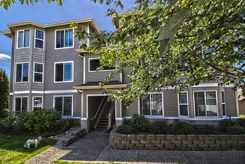 10025 D101 9th Ave W #D-101, Everett, WA 98204