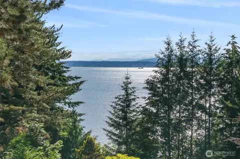 4014 57th Ave SW, Seattle, WA 98116