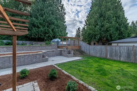 Exterior - 13716 59th Ave SE, Everett, WA 98208 photo 10 of 10