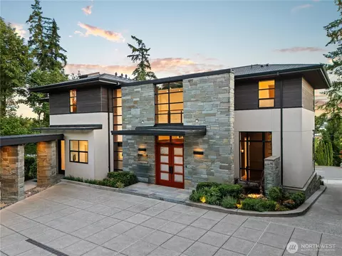 9632 Lake Washington Blvd NE, Bellevue, WA 98004