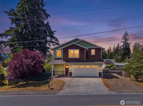5091 May St NW, Bremerton, WA 98311