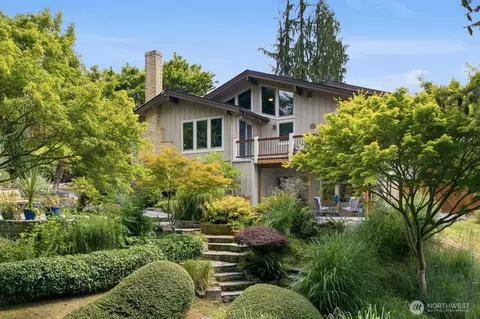 4801 78th Pl SW, Mukilteo, WA 98275