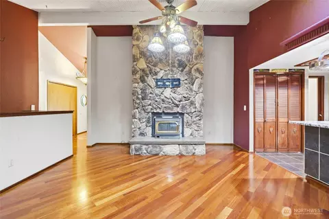 Living - 2905 211th St SE, Bothell, WA 98021 photo 7 of 7