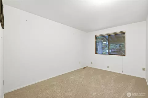 Bedroom - 2905 211th St SE, Bothell, WA 98021 photo 2 of 3