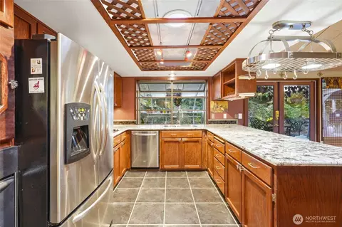 Kitchen - 2905 211th St SE, Bothell, WA 98021 photo 1 of 3