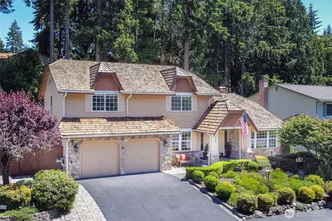 14105 64th Ave W, Edmonds, WA 98026