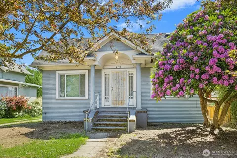 2916 18th Ave S, Seattle, WA 98144
