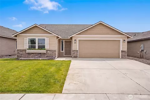 1011 W Aspen Rd, Moses Lake, WA 98837