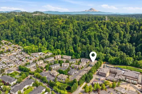 15325 SE 155th Pl #J5, Renton, WA 98058