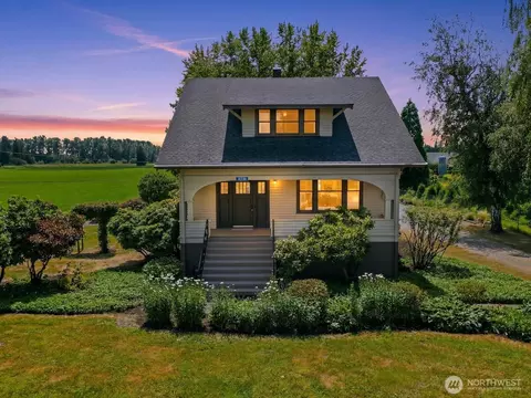 17734 Mclean Rd, Mount Vernon, WA 98273
