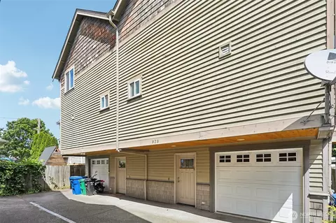 938 NW 51st St, Seattle, WA 98107