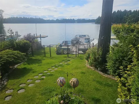 15402 Rose Rd SW, Lakewood, WA 98498