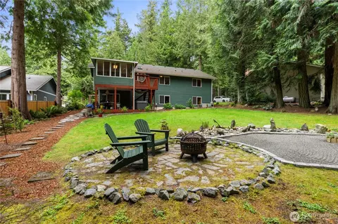 72 Sayward Ln, Port Ludlow, WA 98365