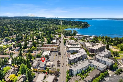 11920 98th Ave NE #211, Kirkland, WA 98034