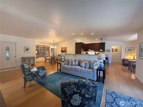 143 Raccoon Point Rd, Eastsound, WA 98245